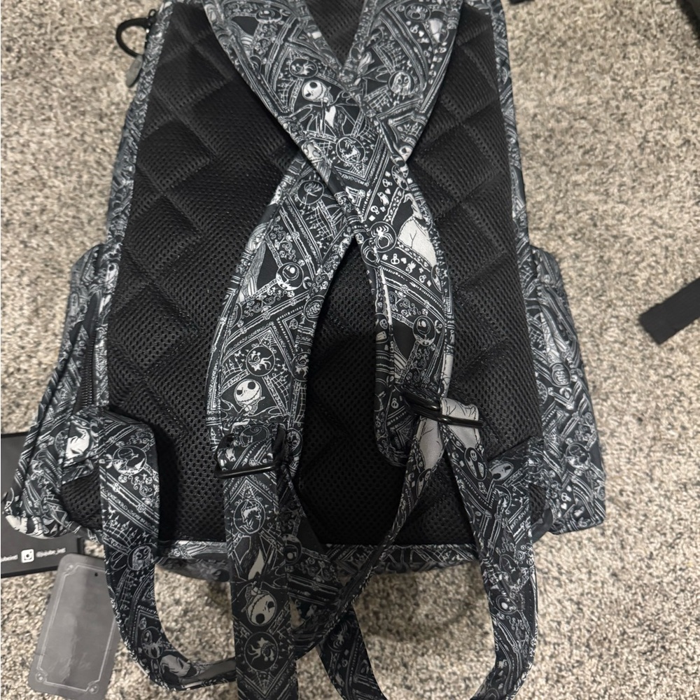 Ju-Ju-Be nightmare before Christmas diaper bag backpack - Picture 2 of 3